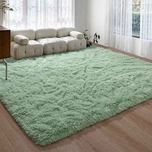 green rug/carpet