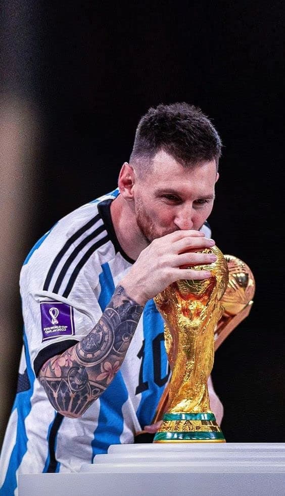 KARTMEN Soccer Superstar Lionel Messi FIFA 2022 Cup Poster, Football Star Soccer Legend 12" x 18" Motivational Sports Wall Art for Gym Office Home Decor, 300 GSM