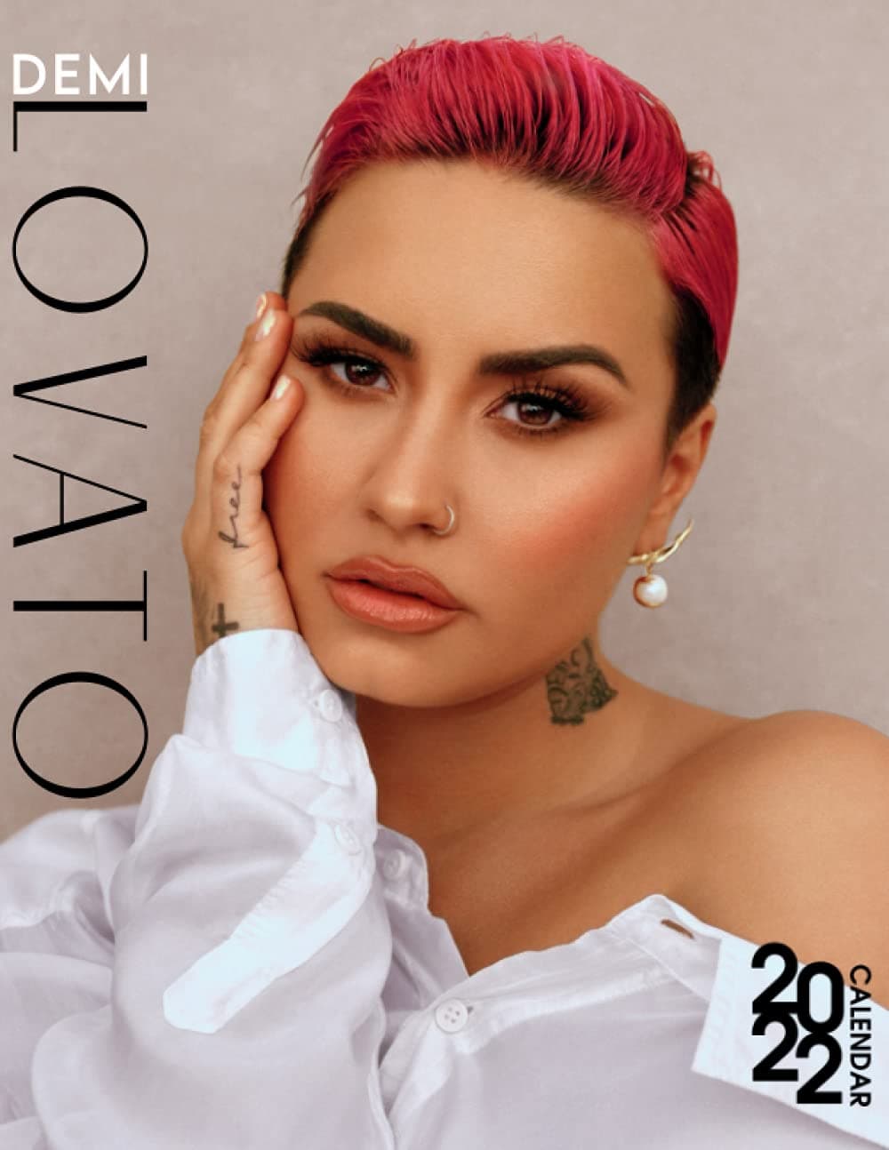Demi Lovato Calendar 2022: Demi Lovato OFFICIAL Calendar 2022-2023.Demi Lovato planner with Monthly Tabs and Notes section to decor your wall, desk - ... Exclusive - photos Music Singer Celebrity.5