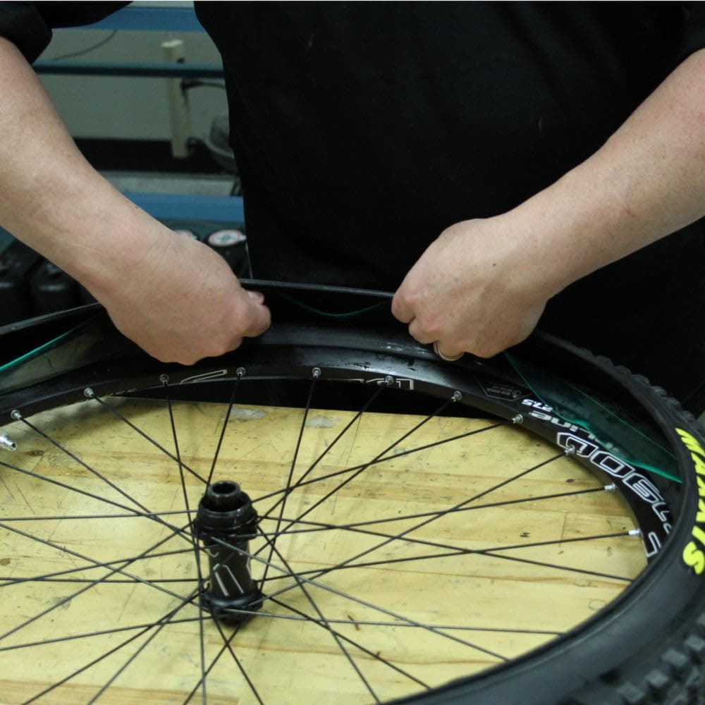 Slime 20495 Deluxe Tire Tackle: Bike Tube Repair & Inflation Kit