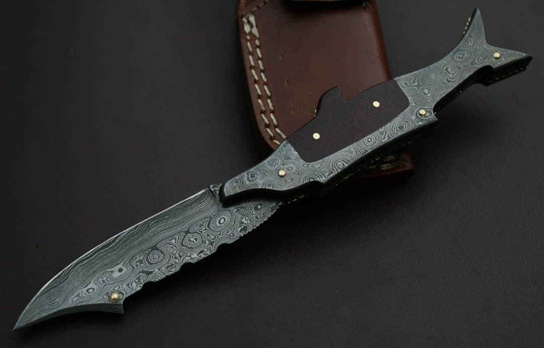 B01NAJLKOK-8620 Custom Handmade Damascus - Dolphin Design - Folding Knife - Amazing File Work - With Sheath