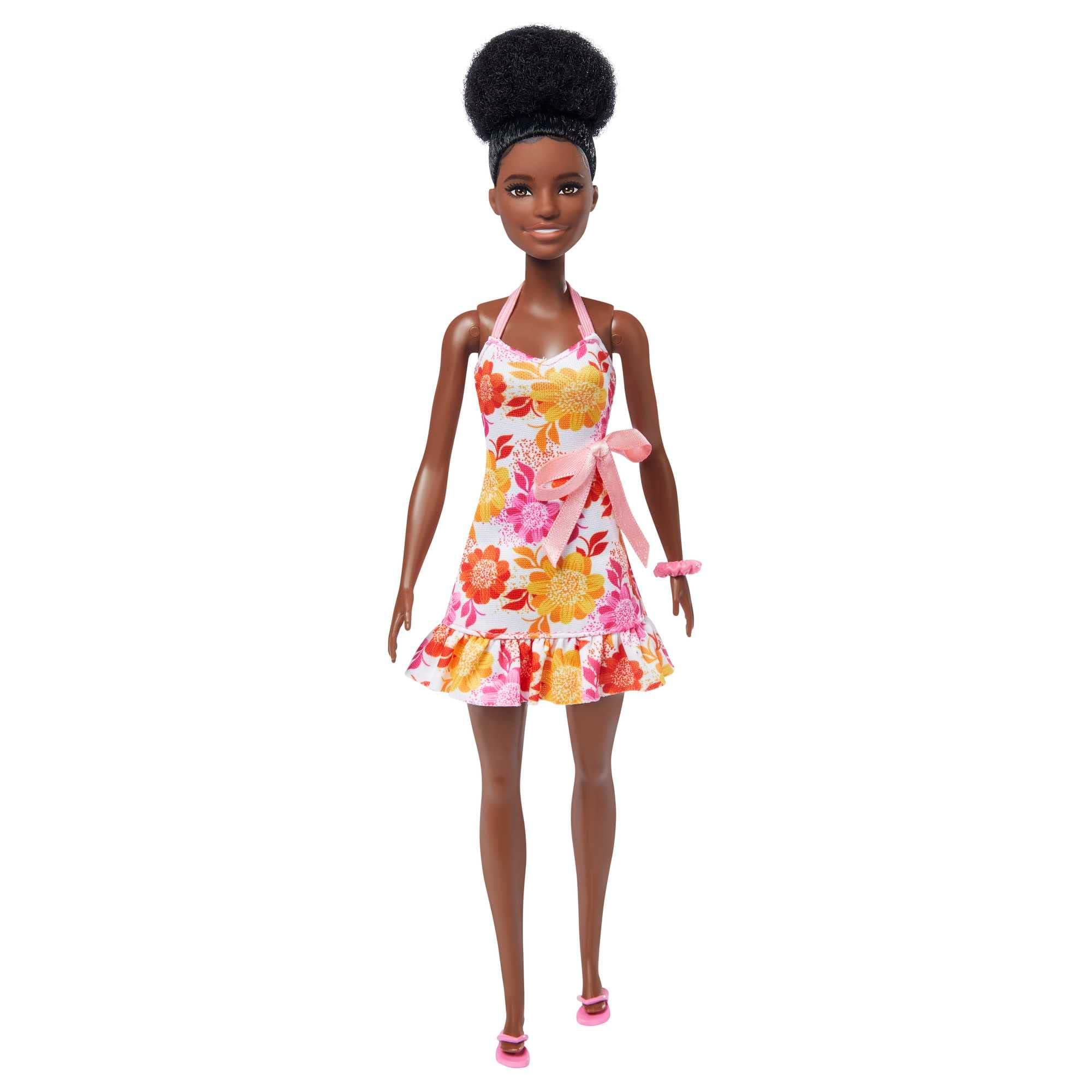 Barbie Loves The Ocean Series - Black Doll With Natural Hair, Dress, Shoes, and Bracelet - Gift for Kids 3 Years and Up HLP93