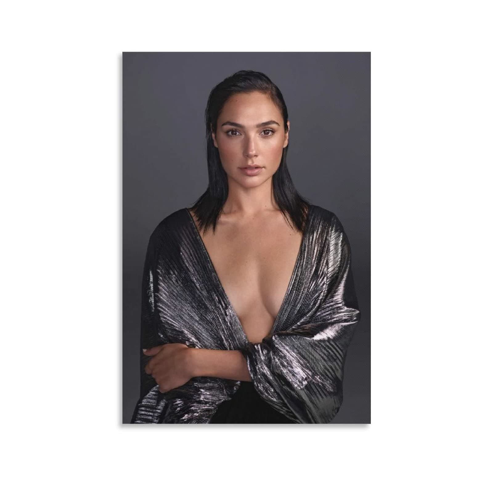Gal Gadot Israeli Actress Poster Decorative Paintings Sexy Hot Girl Posters Wall Canvas Art Paintings for Wall Decorations Room Home Bedroom Unframed 08x12inch(20x30cm)