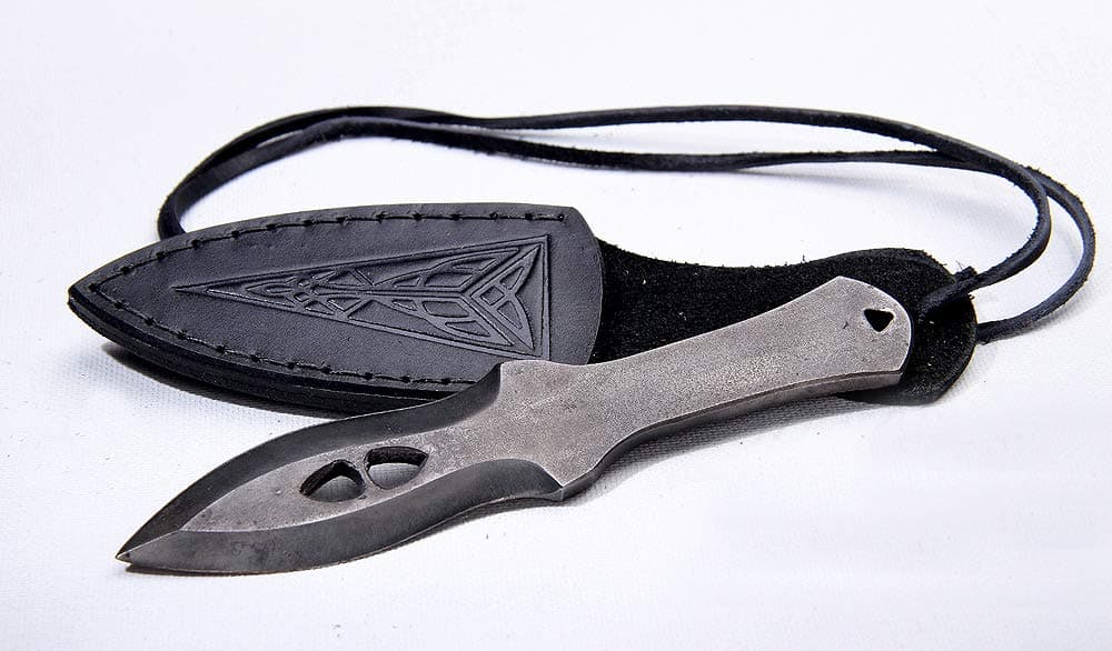 Toferner Hand Forged Sports Knife Markmanship with Leather Neck Case, Vintage Sports Knife with Sheath, Hardened Blade, Hand Made Craft, Gift Idea for Men (Black)