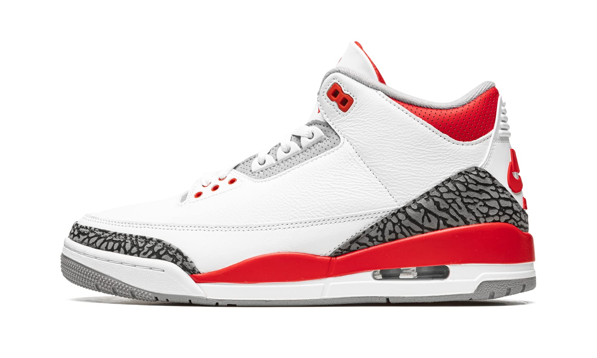 Nike Air Jordan 3 Retro - White / Fire Red / Black / Cement Grey