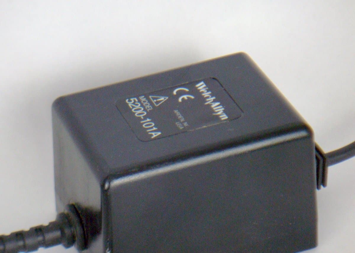 5200-101A Spot Vital Signs Transformer, 120 VAC, 8 VDC, 60 Hz