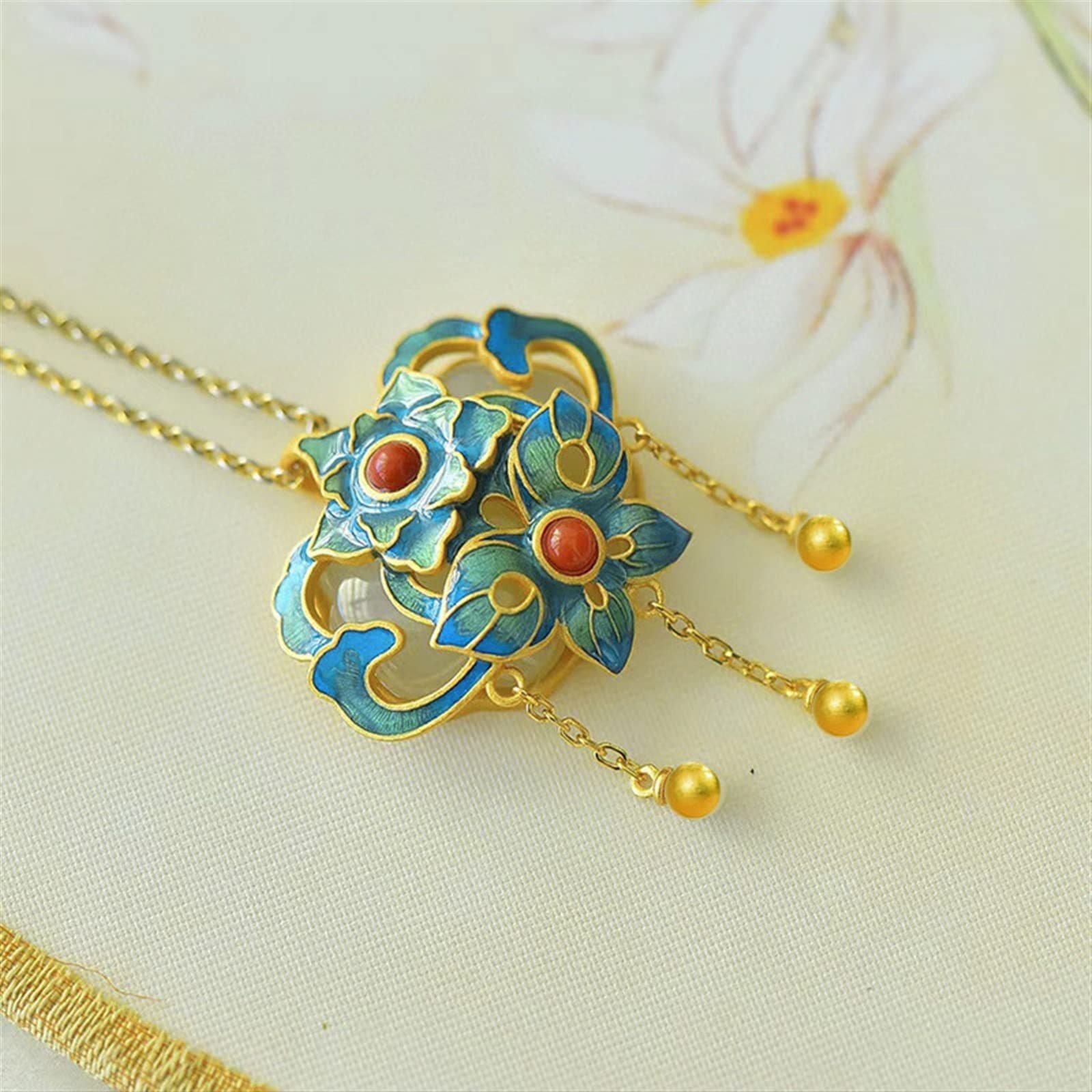 BEOTTO Inlaid Jade Necklace Exquisite Enamel Pendants Court-style Jewelry Gift 1Pcs