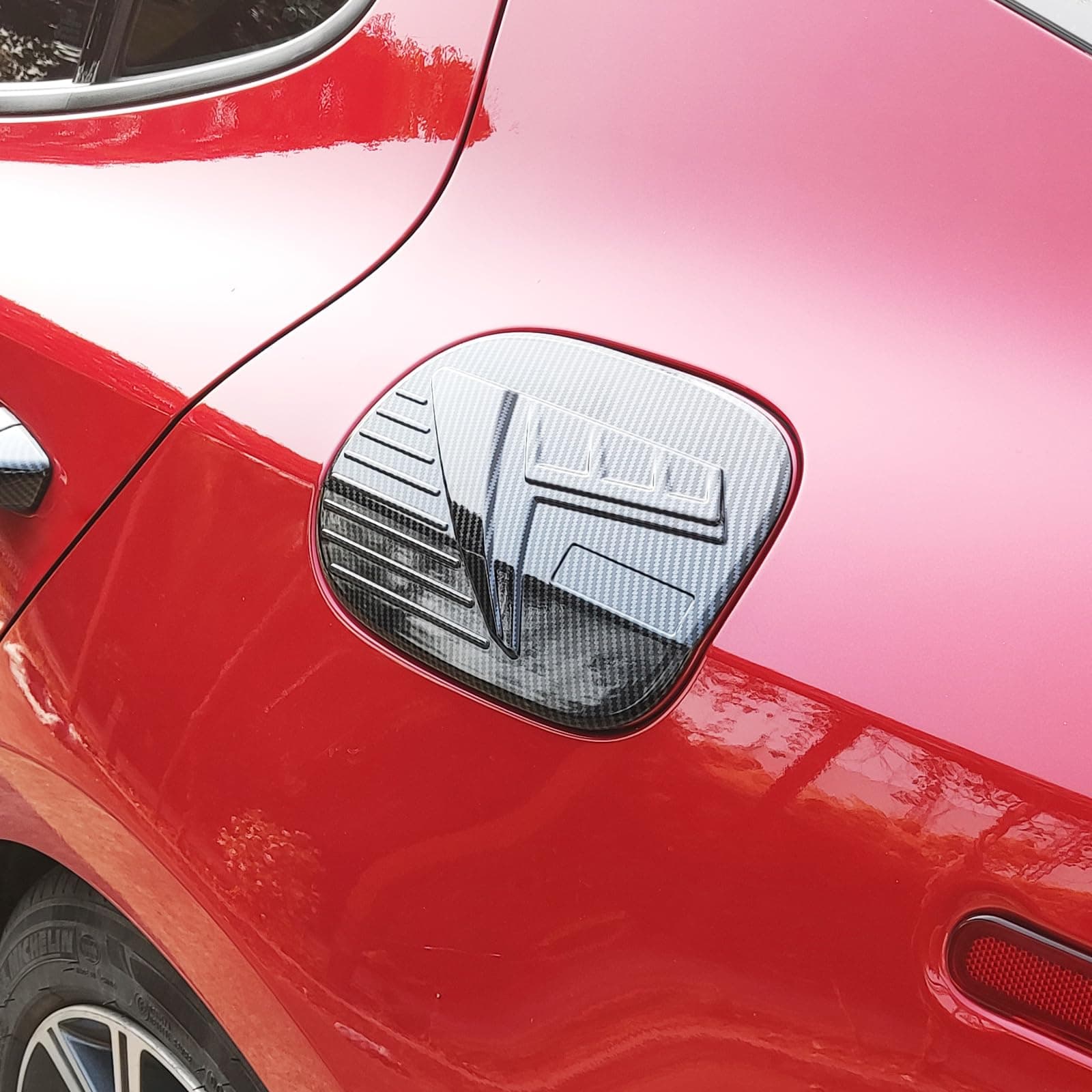 JUIVEEL Carbon Fiber ABS Fuel Tank Cover Oil Gas Cap Fuel Filler Door Trim Cover Decal Sticker Compatible with Kia Stinger 2017-2024 Accessories