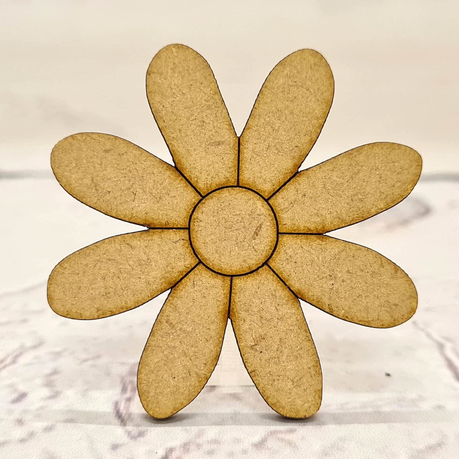 10 x MDF Daisy Flower Shapes, Small Plain Wooden Craft (50mm 5cm)