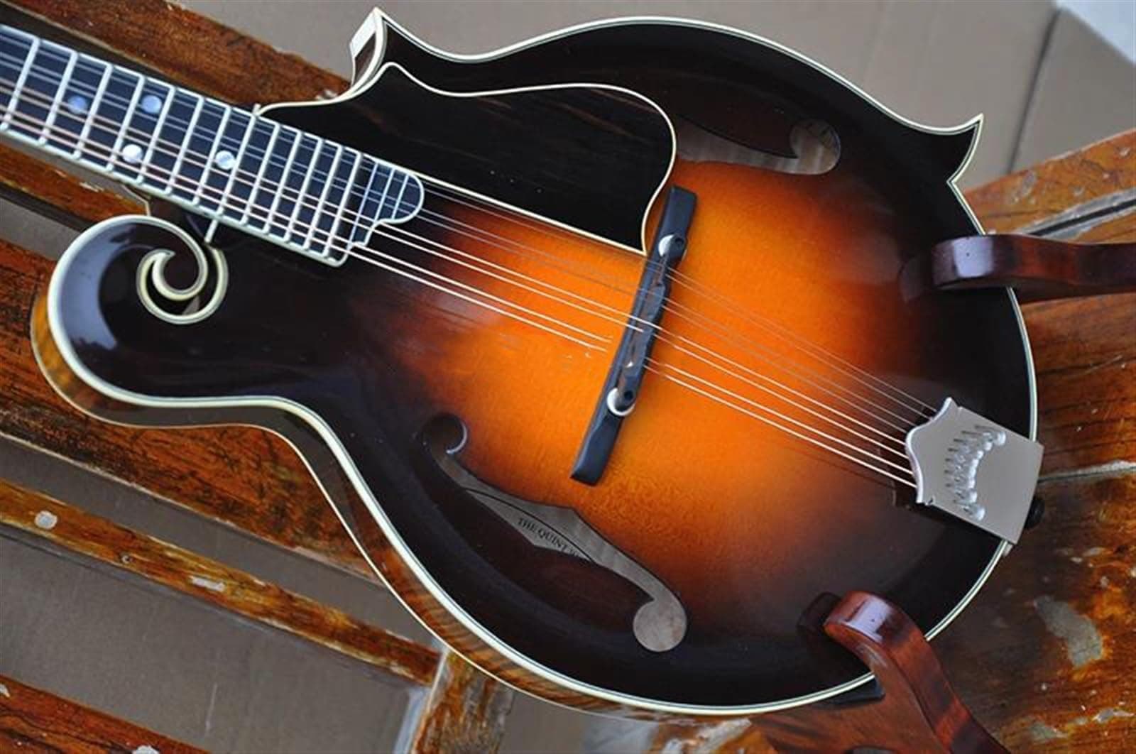 String Instrument Solid Spruce Top F Octave Mandolin Scale Length 508mm Solid Flamed Maple Back Sides(Mandolin)