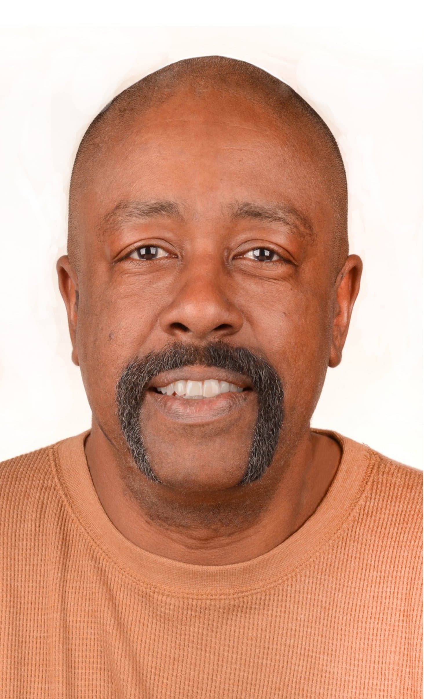 The Younger Looking Beard (Black) Beard and Mustache Darkener. Non Allergenic. 1 Minute Brush On