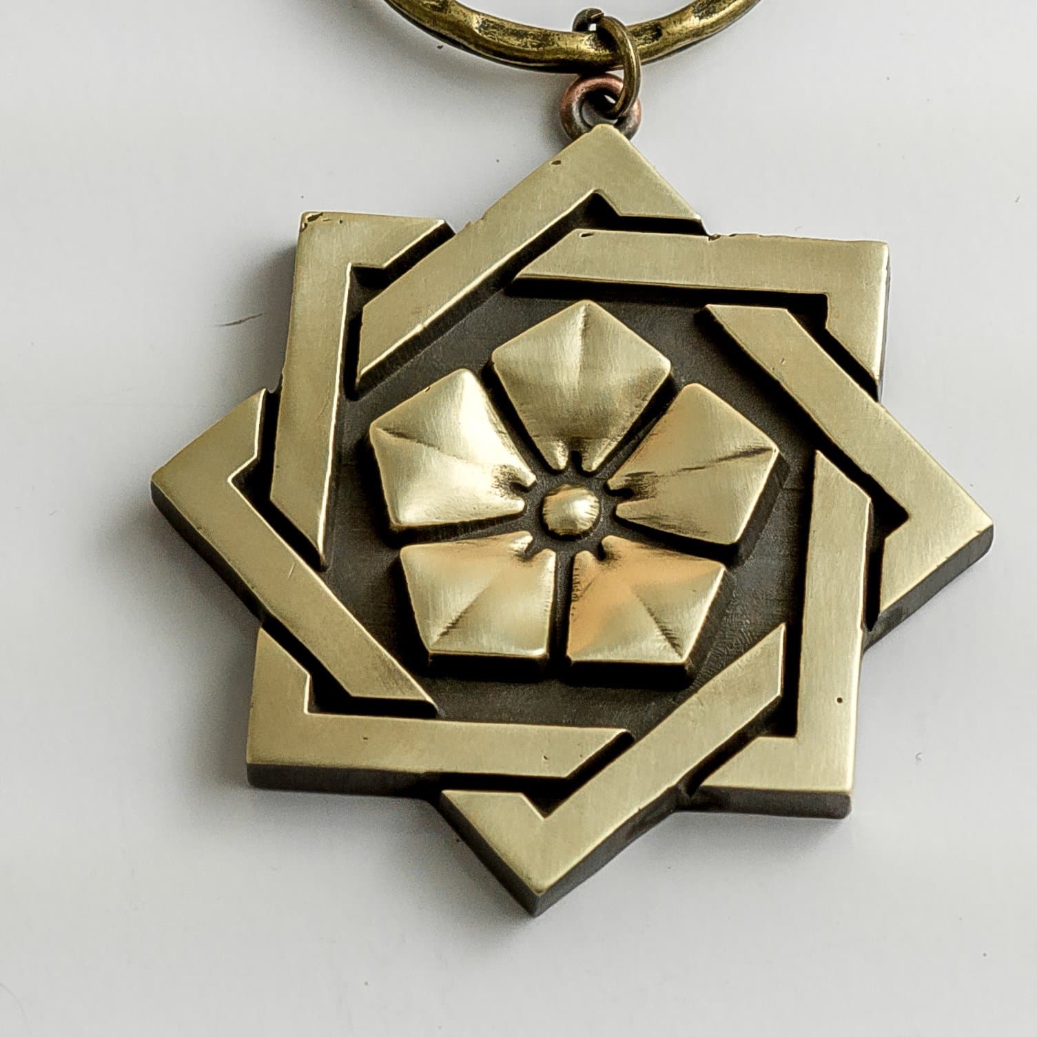 Yakuza Ishin - Sakamoto Ryoma brass keychain key ring chain - Ryū ga Gotoku Ishin