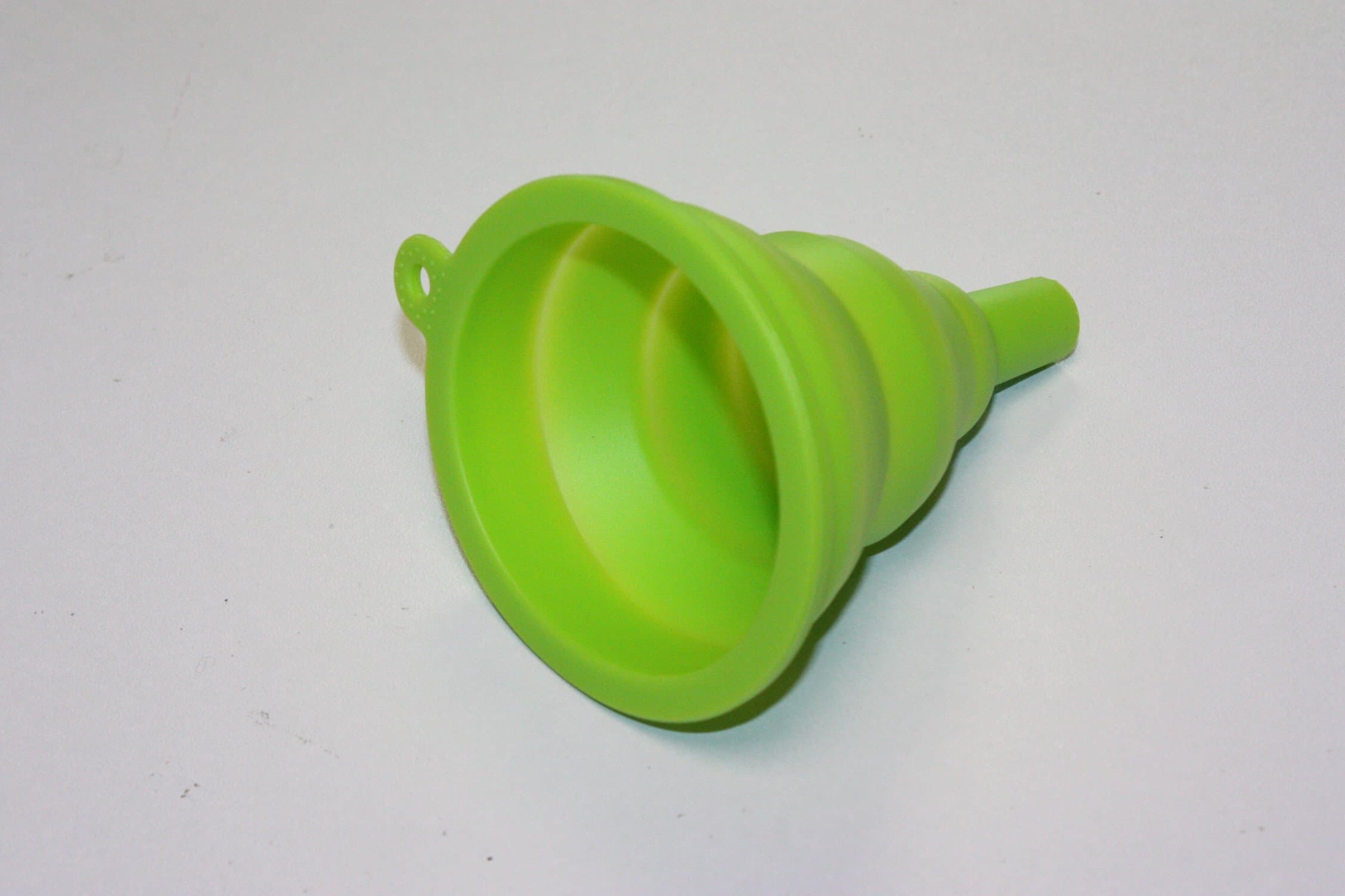 Flexible Collapsible Silicone Funnel Hopper Tool-Kitchen Various Colours (Green)