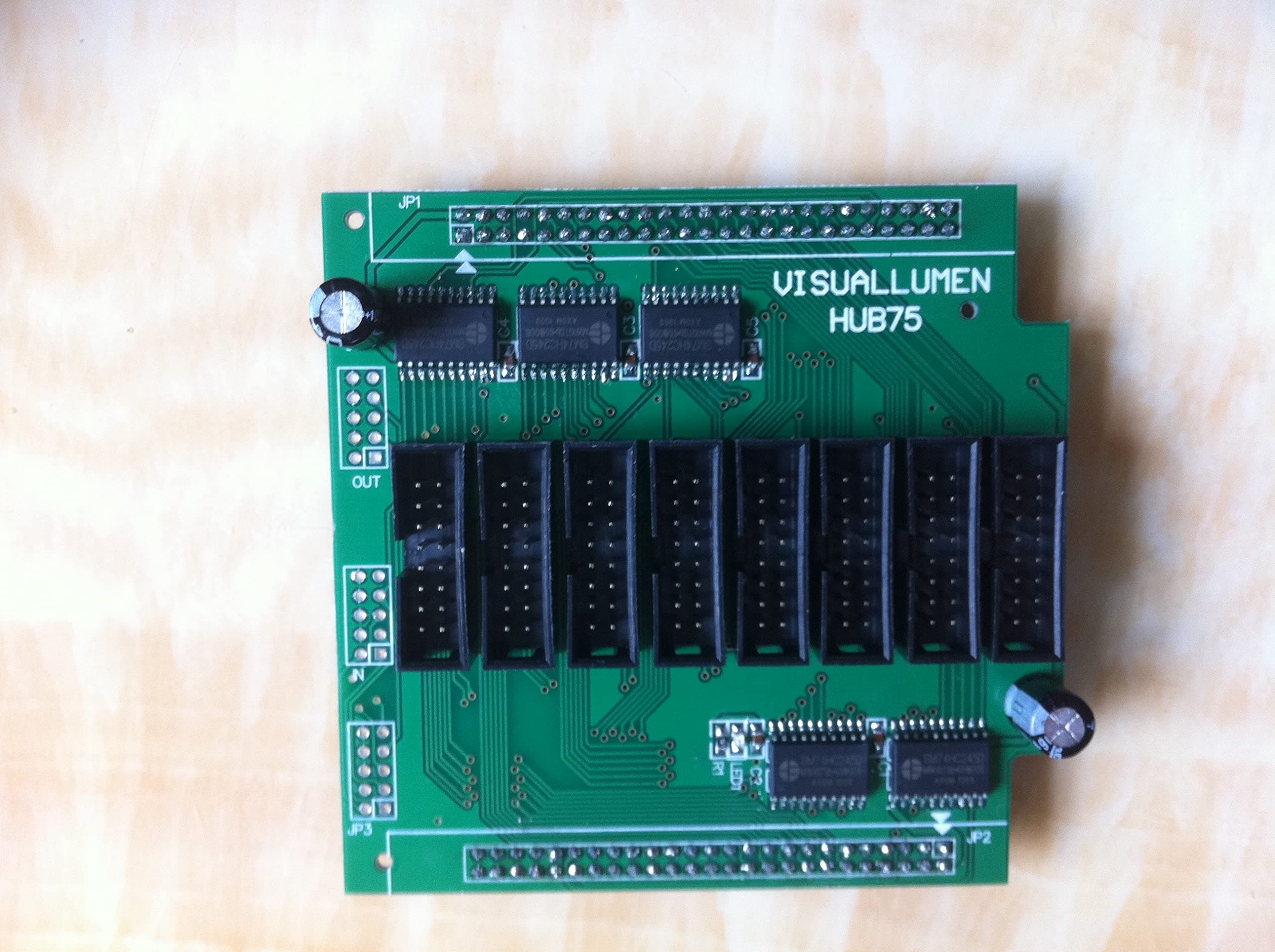 Hub 75 with 8 Ports for Novastar & Linsn Receiving Cards LED Screen Controller