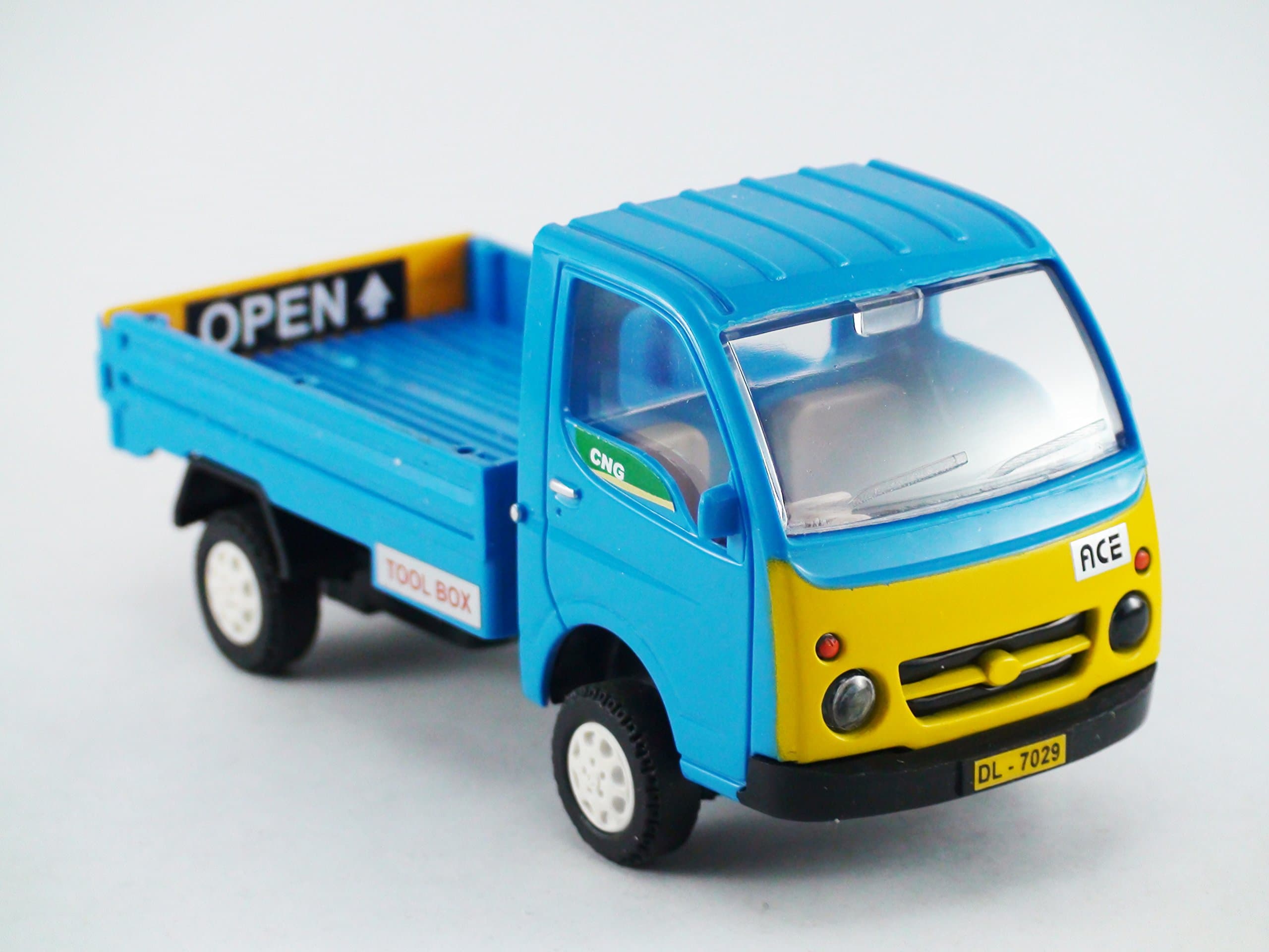 Toys A Model Of Tata Ace CNG Cargo (Mini Truck)-From (Kidsshub) 13.7 X 5.3 X 6.4 cm, Weight: 160 g Blue