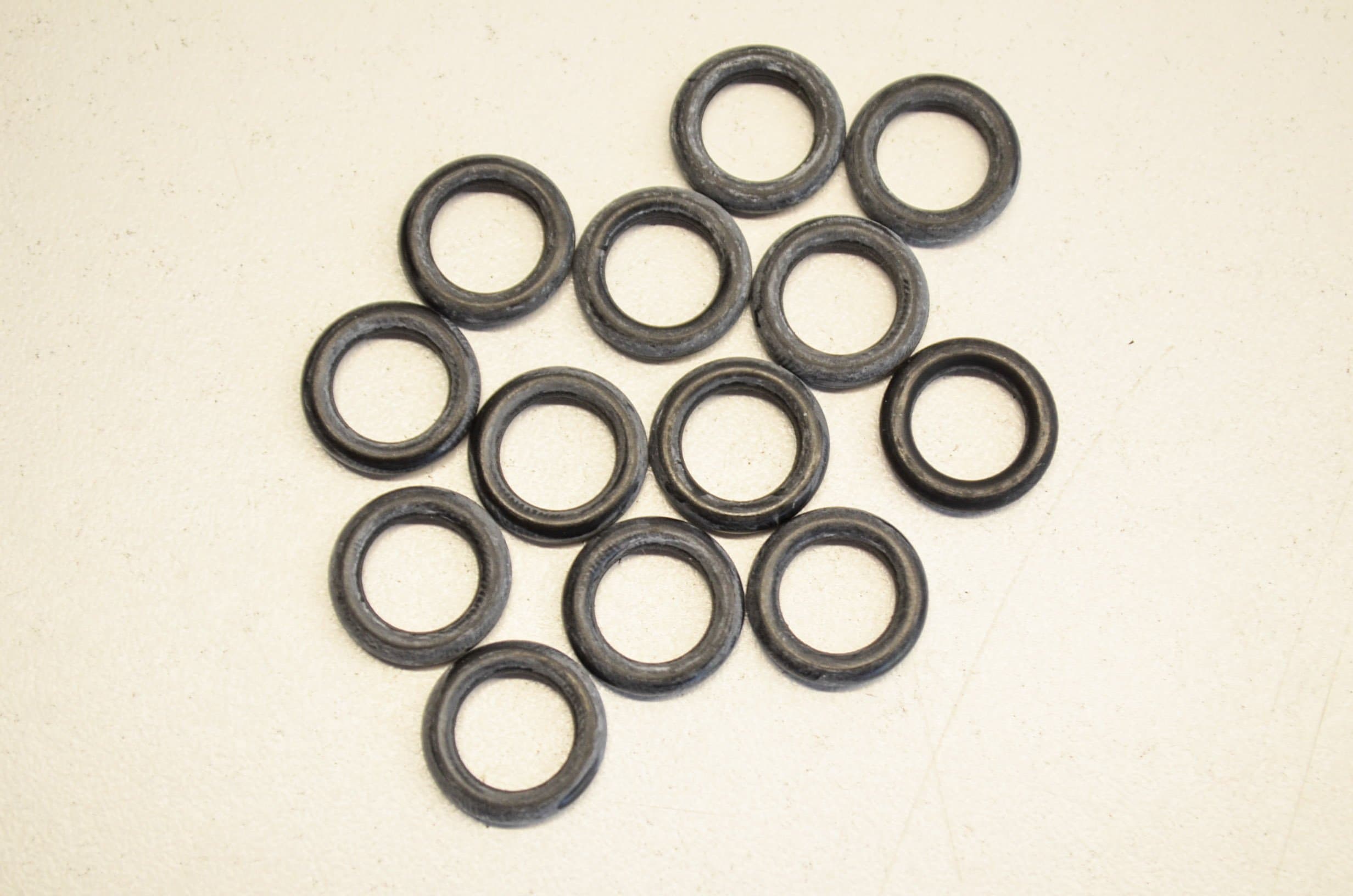 O-Ring Qty 13
