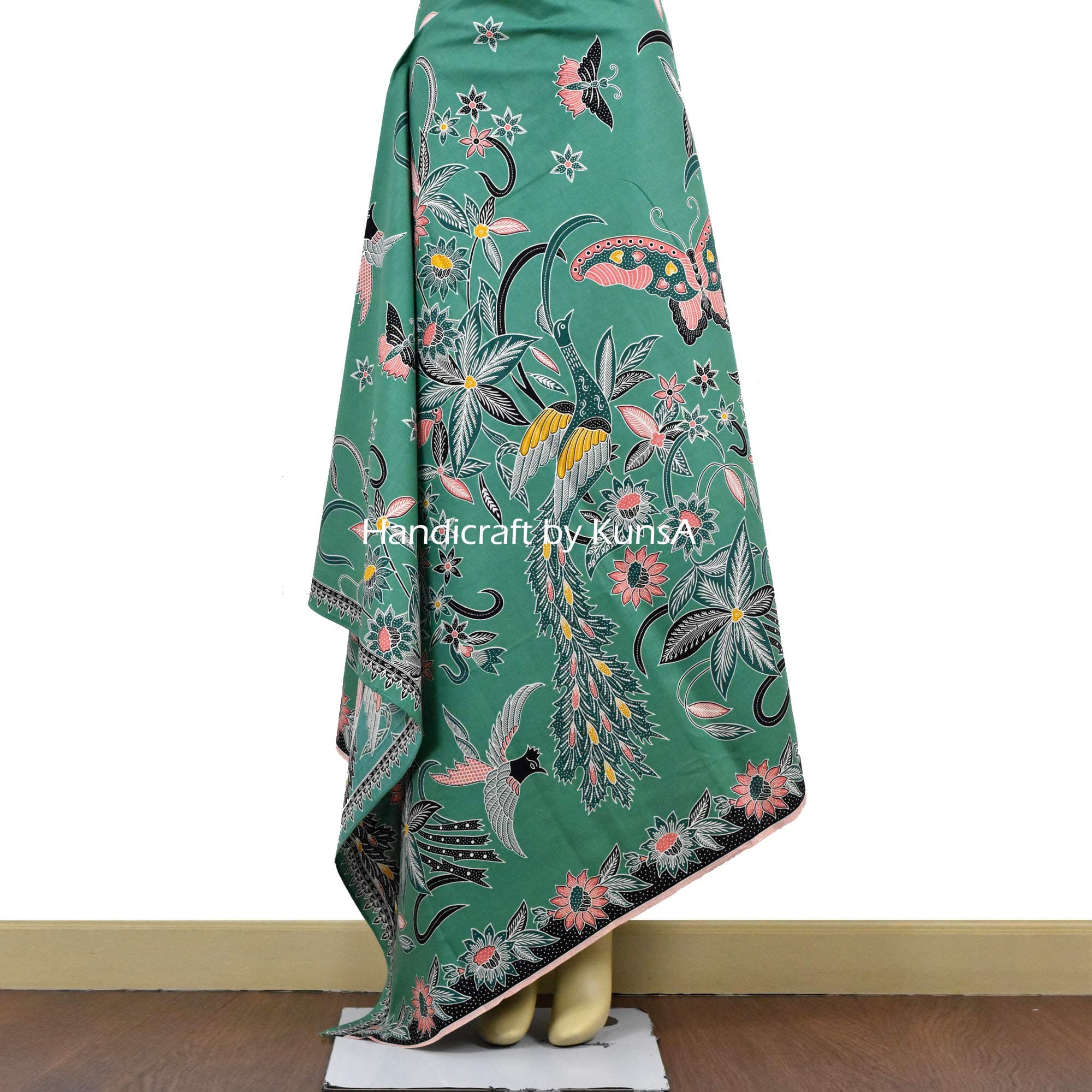 KunsA Indonesian Batik Fabric Traditional for Sarong/Dress Decoration Tablecloth 96"x 44"