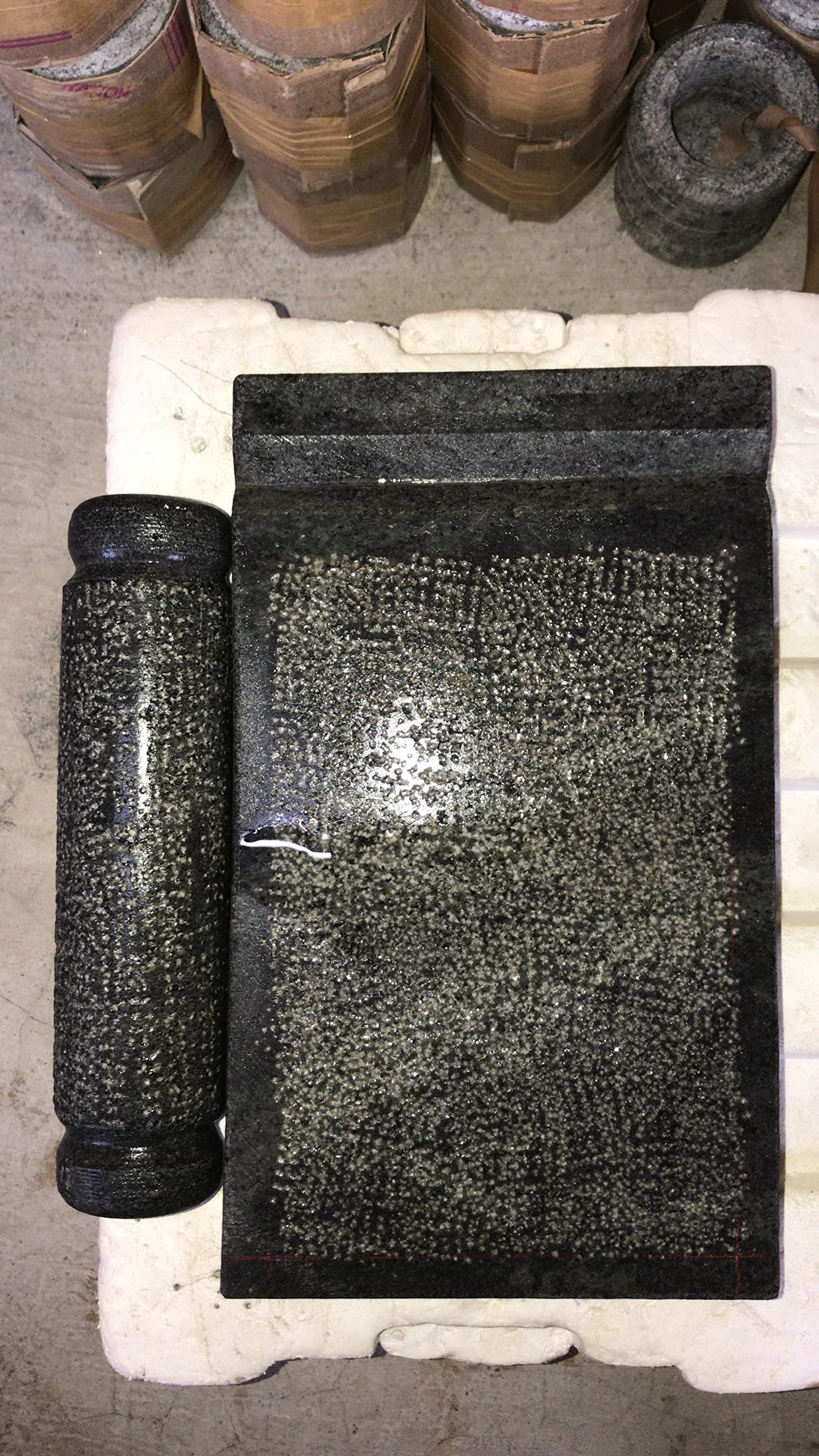 Lakshmi Handy Crafts Traditional Rubbing Stone for Dry Ginger,Sandalwood(Chandan), Turmeric(haldi) Scratch Proof Rectangle The VillageFair Manjal Stone(Standard)