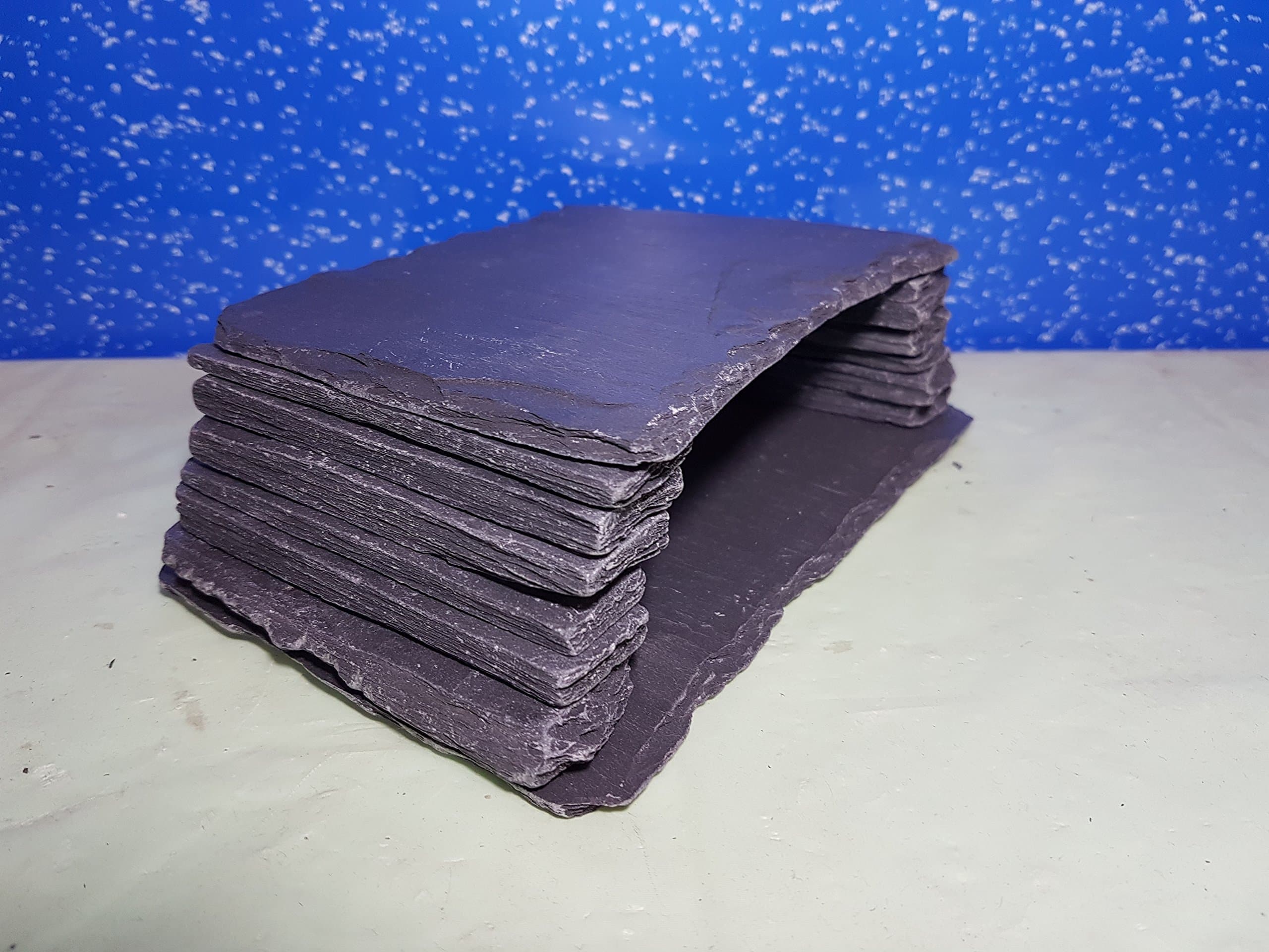 Fennstones medium original real natural slate stone rock cave shelter hide ornament for aquarium fish tank or vivarium