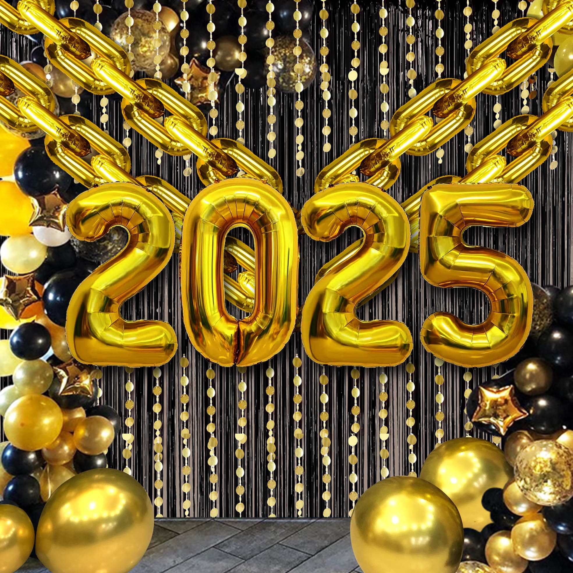 Graduation Decorations 2025:40in 2025 Balloons, Black Gold Graduation Party Decorations with Gold Chain Balloons are Perfect for your New Years Decor