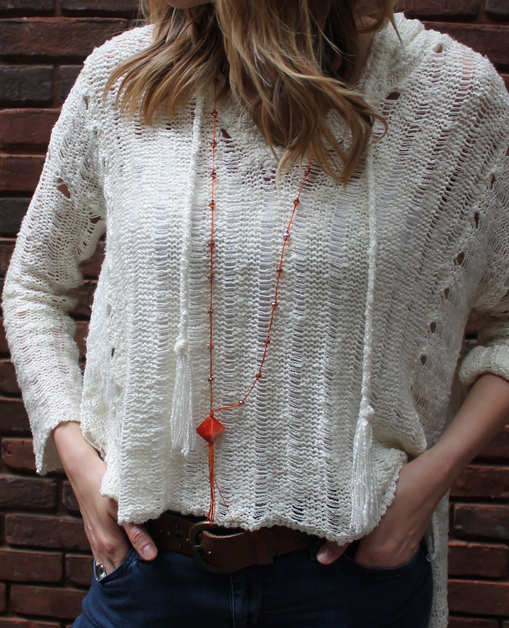 Long knotted pendant neckalce. Agate pendant, macrame necklace, crystal neckalce, tassel necklace, fringe, bohemian layering necklace