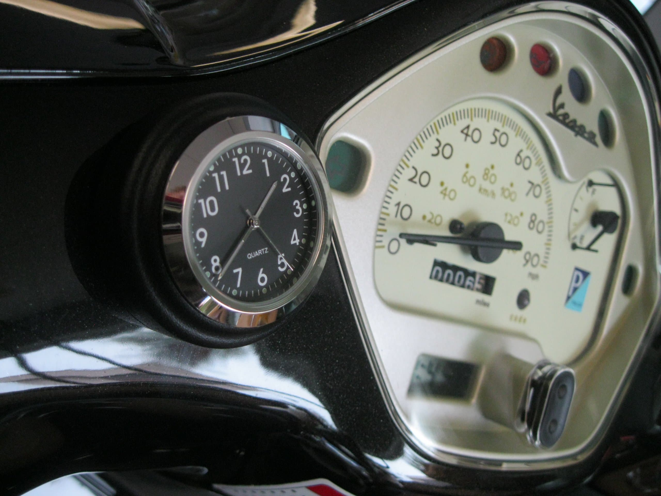 Clock for all Vespa Scooters