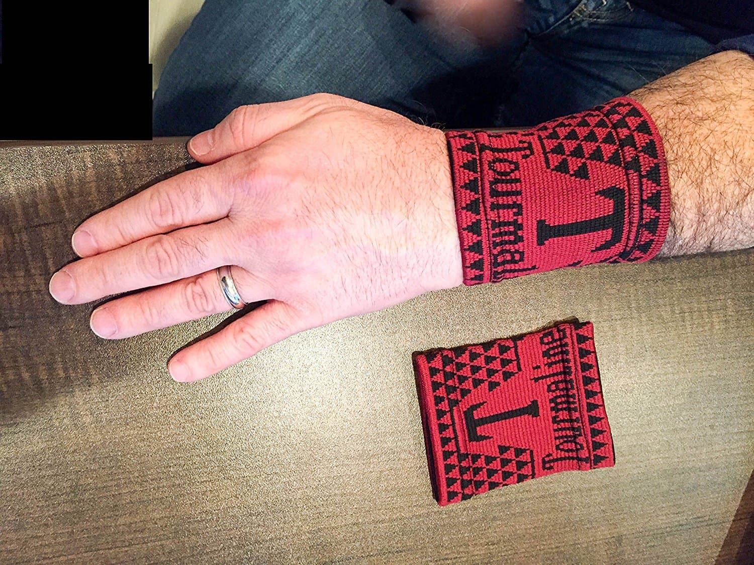 Wrist Support Brace with FAR-Infrared Tourmaline Magnetic Healing Fibers 1 Pair