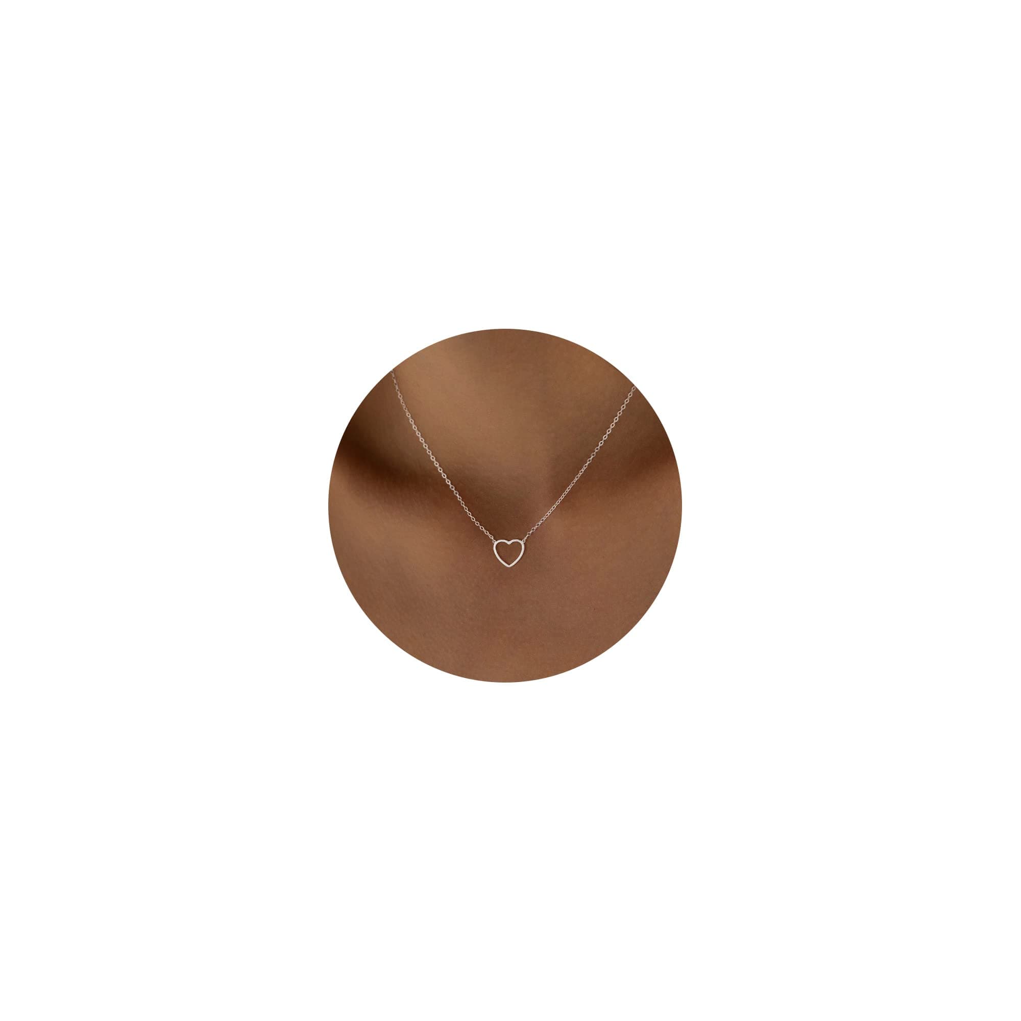 PicuzzyHeart Necklaces for Women, Dainty 14k Gold Necklace Silver Heart Necklace Simple Choker Necklaces for Women Trendy Jewelry Cute Christmas Gifts