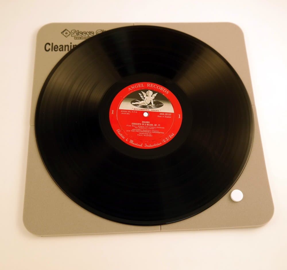 All Media Disc Cleaning Mat