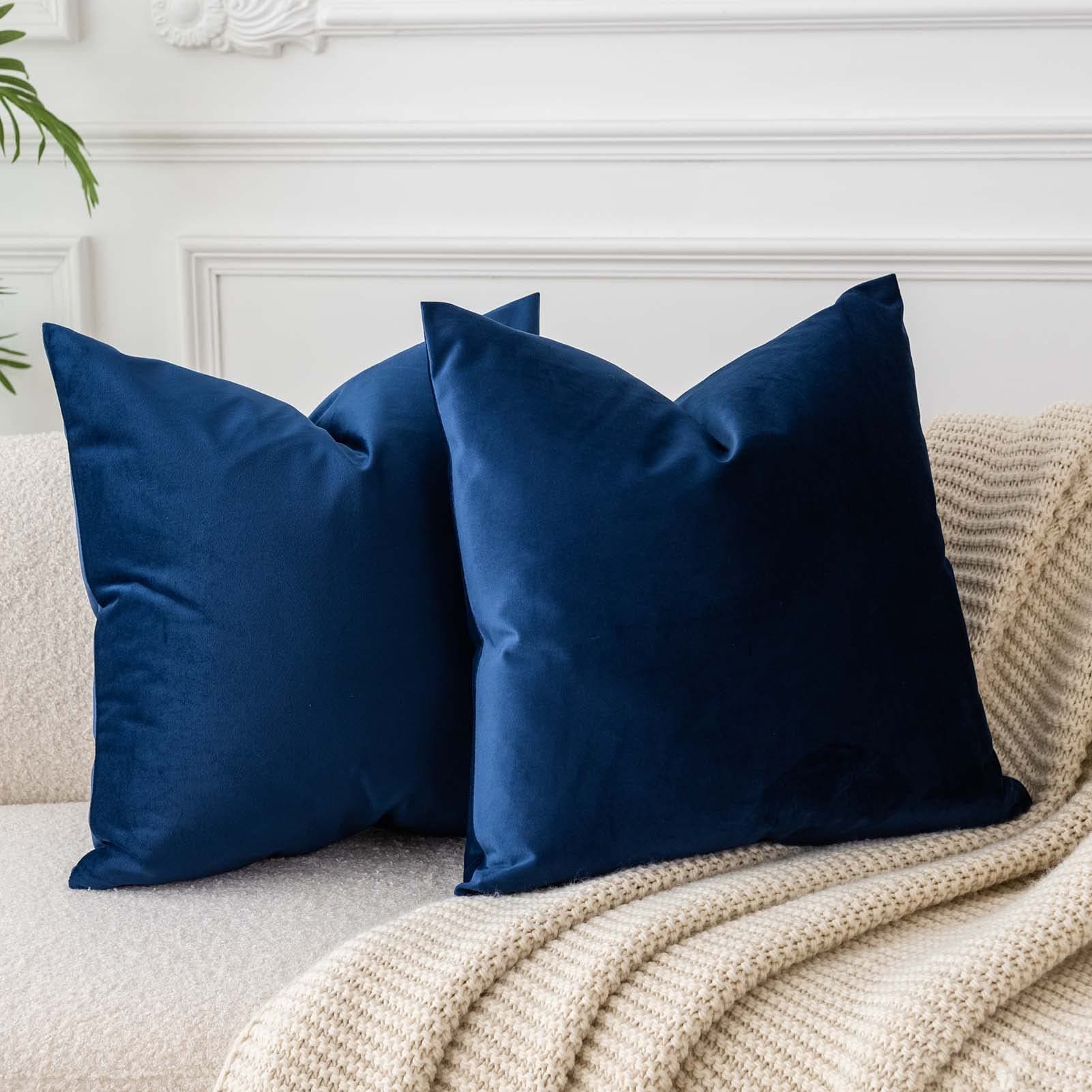 JUSPURBET Throw Pillow Covers 18x18 inch Set of 2 Decorative Velvet Pillow Covers for Couch Sofa Bed Soft Cushion Covers Cases with Invisible Zipper for Living Room Home Decor,Navy Blue