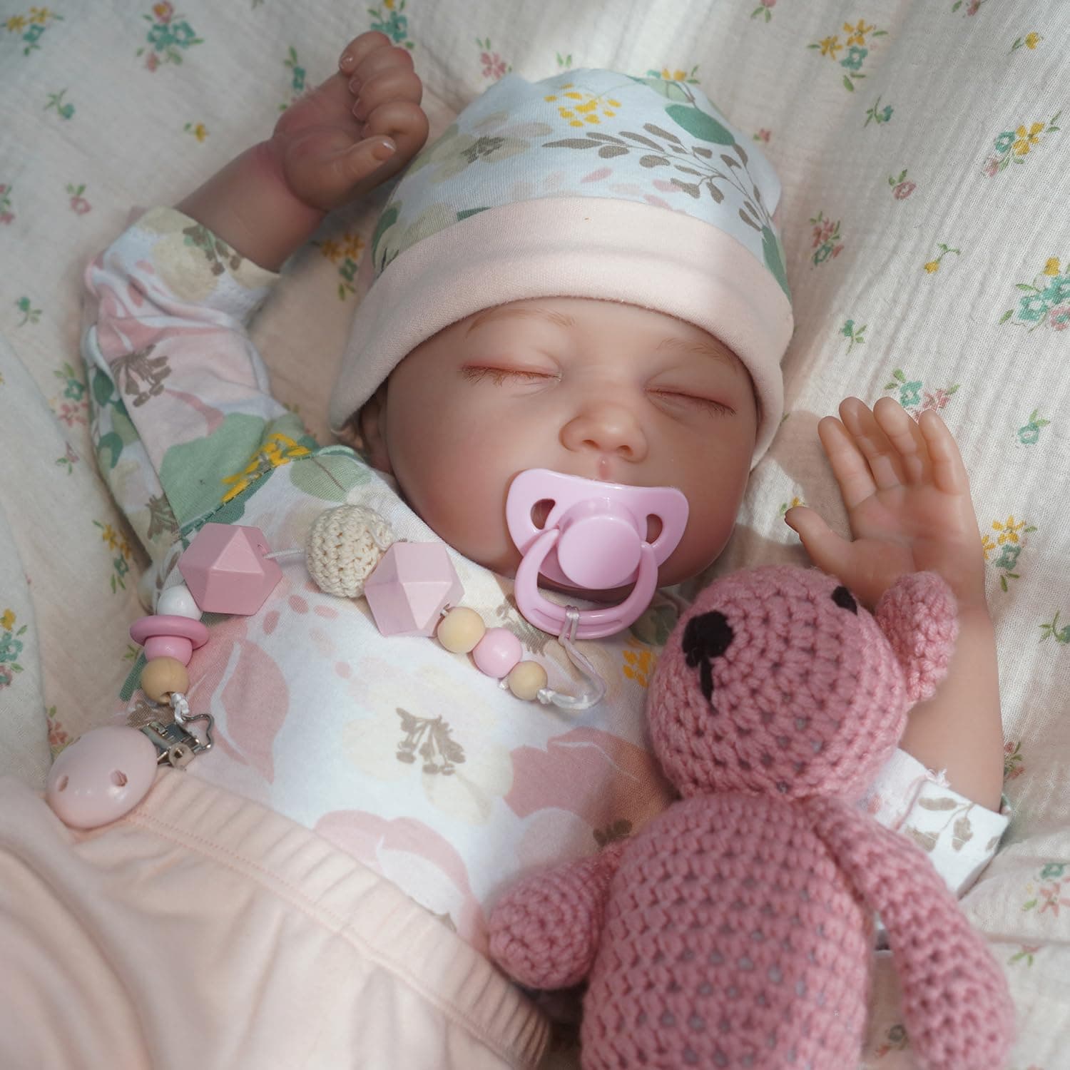 Reborn Baby Dolls, 22 Inch Lifelike Newborn Baby Girl Doll, Realistic Baby Reborn Toddler, Handmade Weighted Soft Body Doll Gift Set for Kids Age 3+