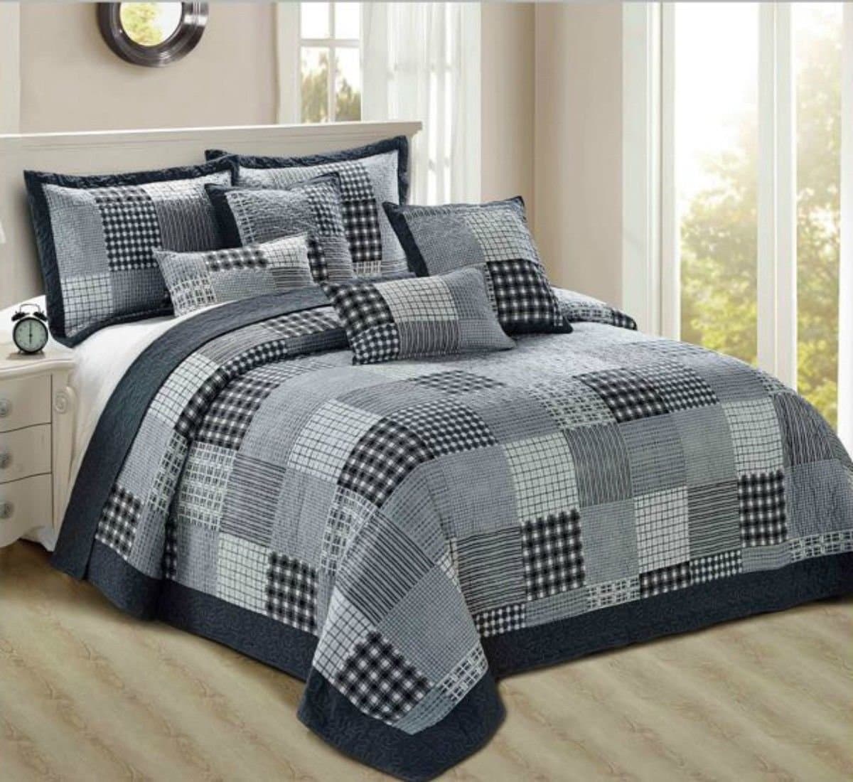 House of Windsor Beautiful Check Vintage Patchwork Quilted Bedspread/Throw with 2 Pillow Shams (Check) (Single)