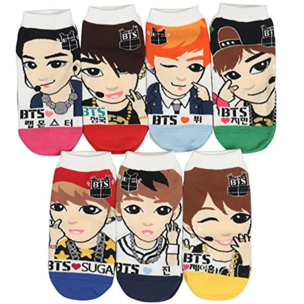 BTS K-pop Star Socks Pack of 7 pairs One Size Fits All Photocard Included