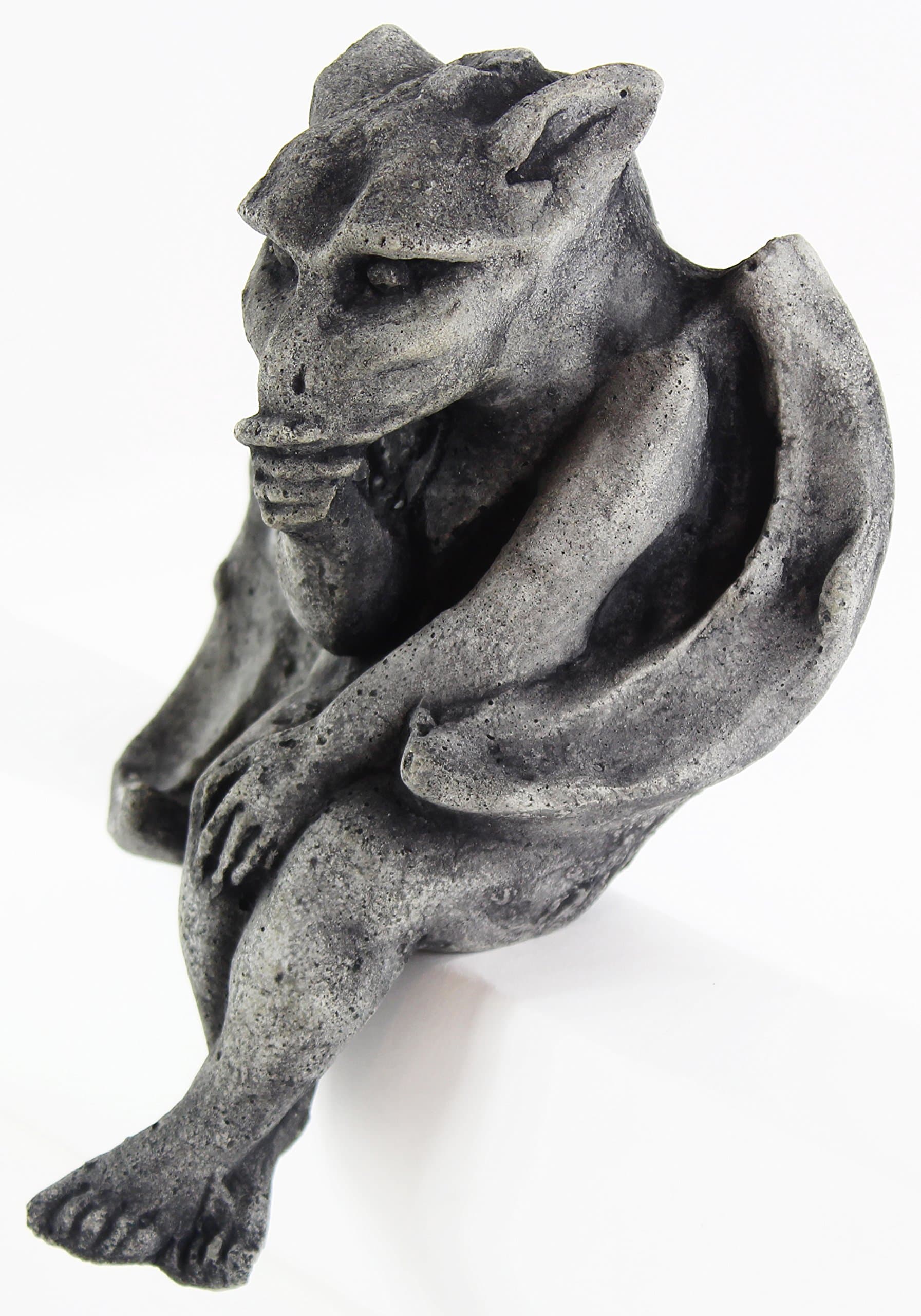 Sitting Gargoyle Concrete Halloween Statue Cement Igor French Sculpture European Cast Stone Figure All Weather Statuary Garden Statue Art