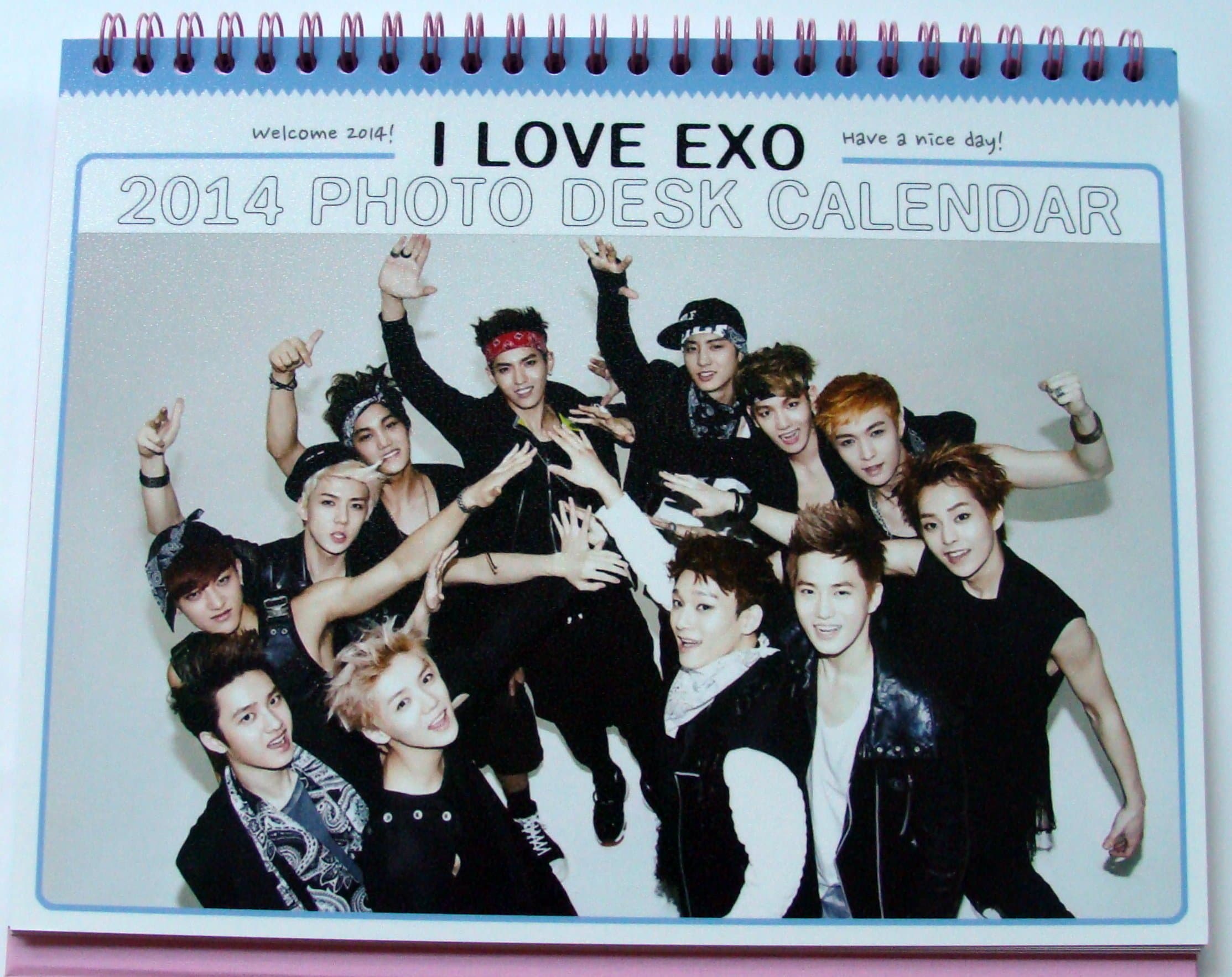 EXO Exo-k Exo-m 2014 Desk Calendar + Schedule Sticker