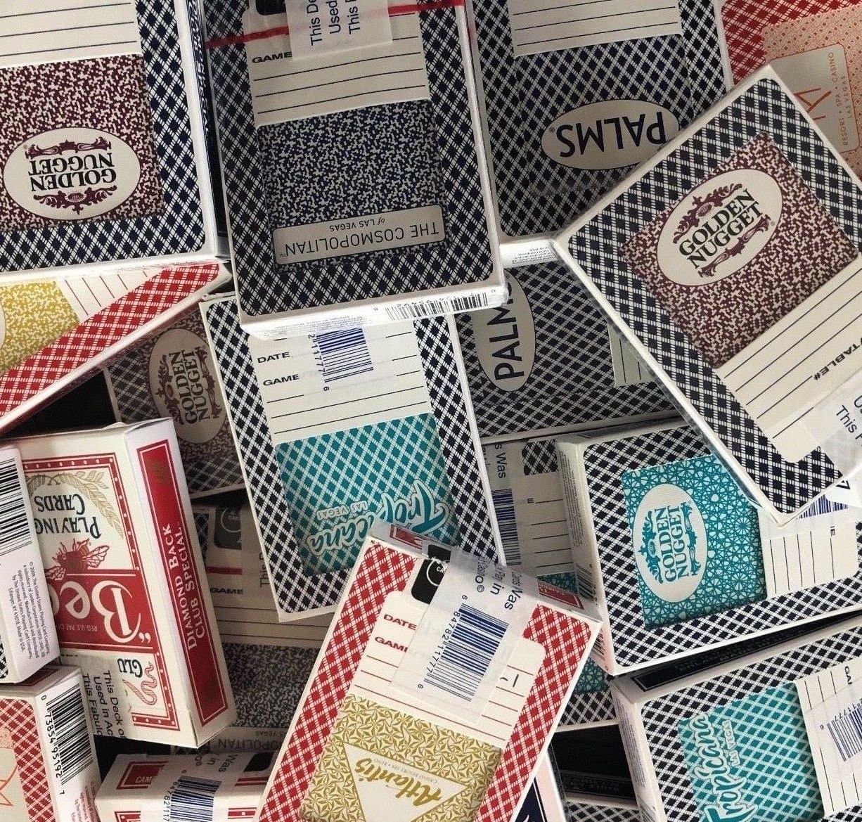 JUSTMIKEO 2 Random Las Vegas Casino Used Playing Cards Deck