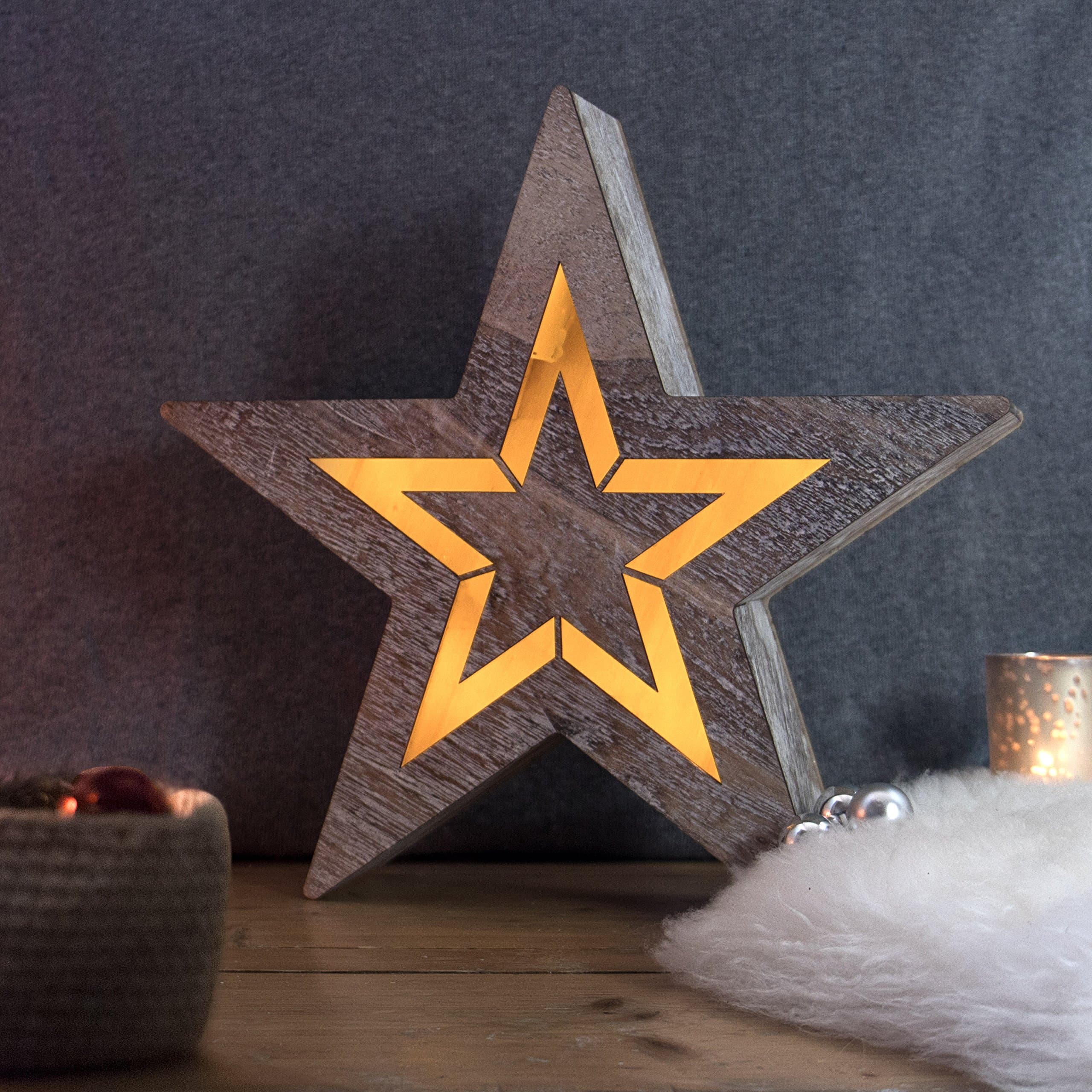 SnowEra Decorative Wooden LED Lights – Wooden LED Star with 10 LEDs in Warm White – Batteries Included